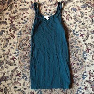 Green body con dress